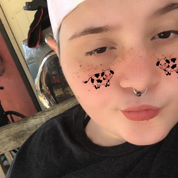 Meet your Posher, Hanna - Picture 1 of 1